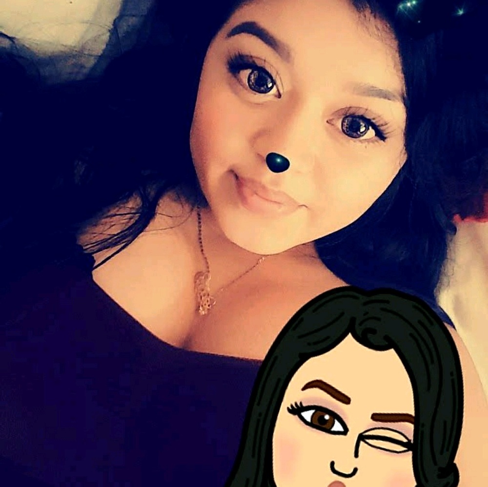 Meet your Posher, Litzy