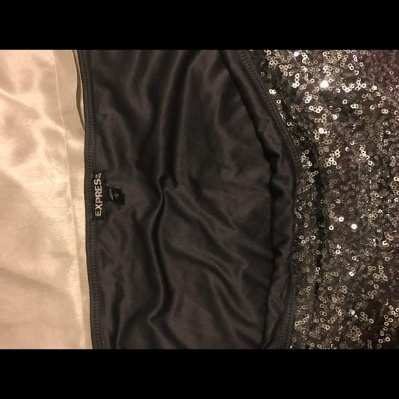 Express sparkly mini skirt - Picture 3 of 3