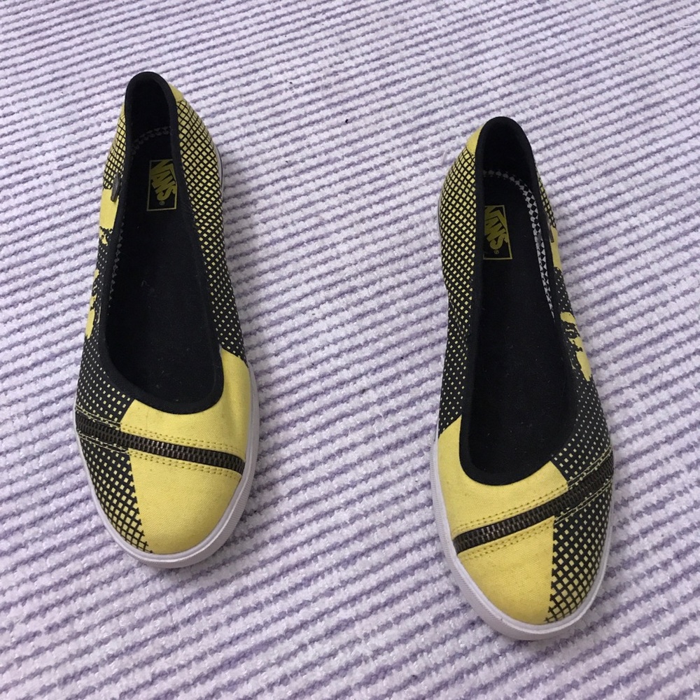 Slip on sneakers