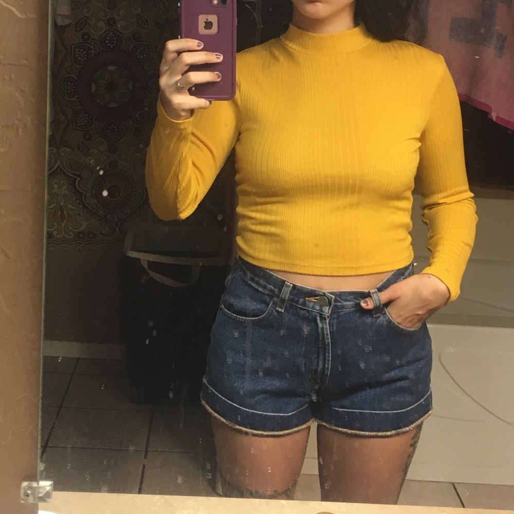 H&M mustard long sleeve top