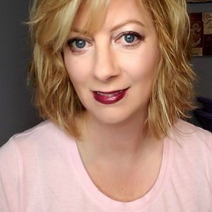 Meet your Posher, Jeanette n johnny