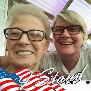 Meet your Posher, Sharon