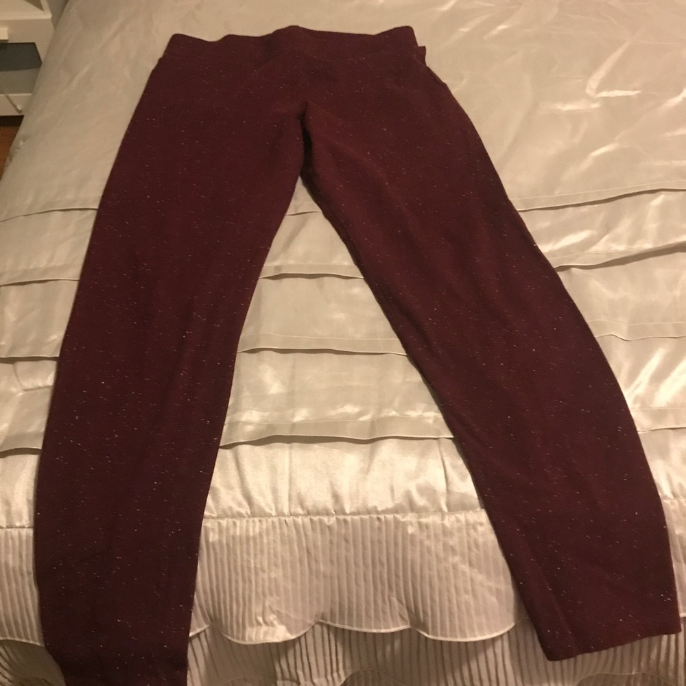 Pink textured leggings