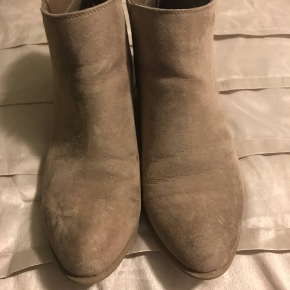 Candie's beige booties