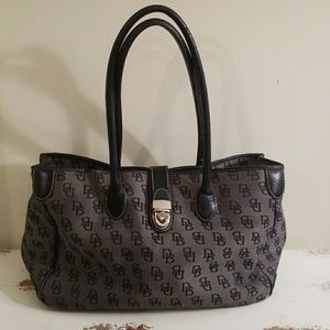 Dooney and Bourke Bag Dooney and Bourke Bag