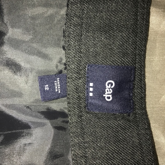 Gap mini skirt - Picture 3 of 3