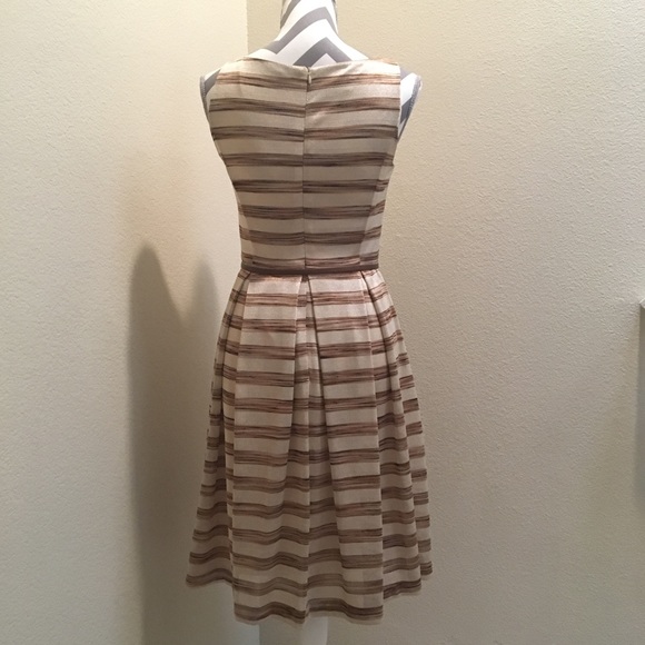 Muse - Brown, gold and tan striped dress with belt - Picture 2 of 6