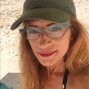 Meet your Posher, Candy