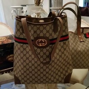 GUCCI TOTE Authentic ❤HOLD 4 KVCAMP💗