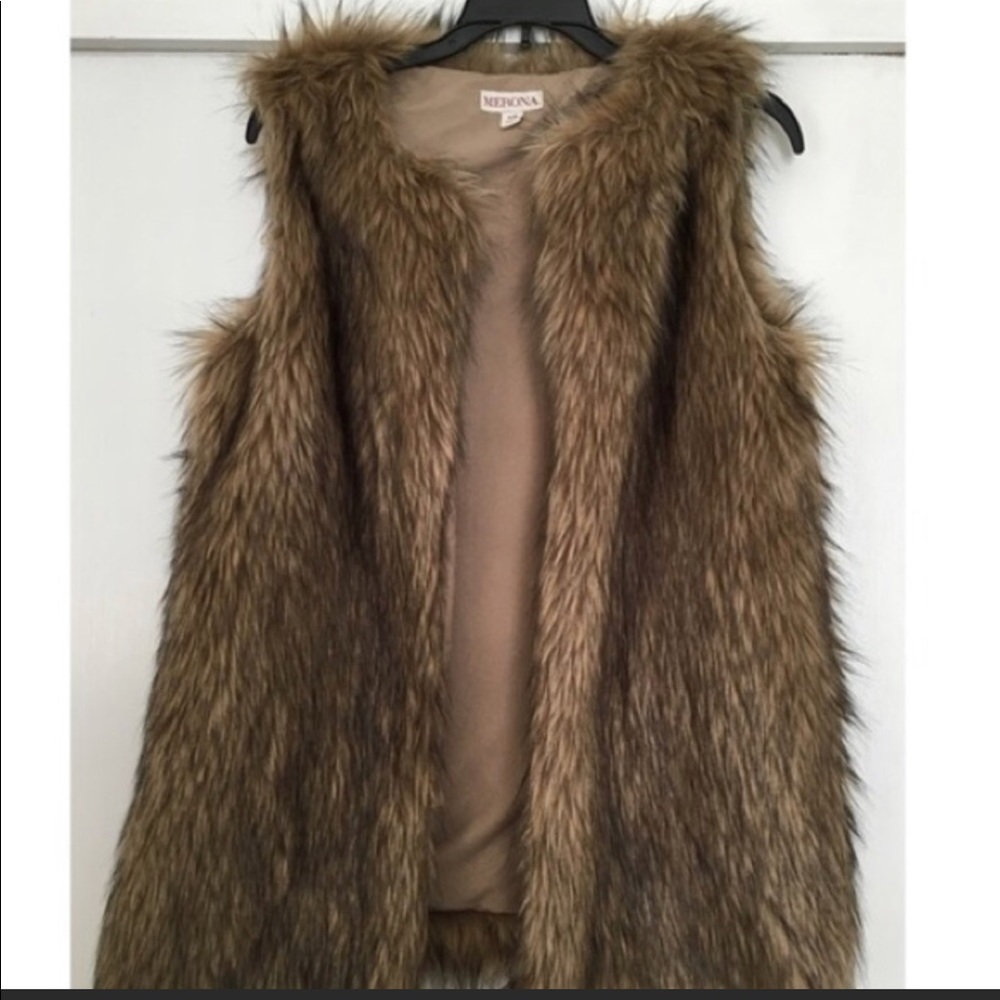 Xxl Merona faux fur vest