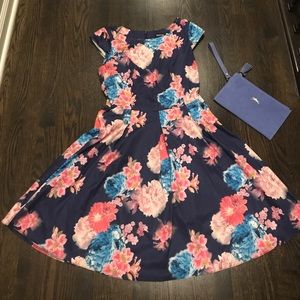 Cap sleeve floral dress