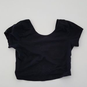 Black Basic Cropped Melville Short Sleeve Black Basic Cropped Melville Short Sleeve