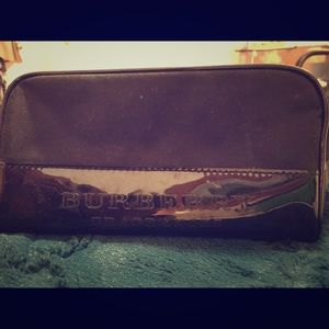 Burberry parfums cosmetic pouch