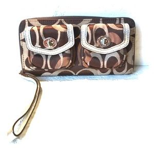 Brand New Coach Wristlet/Wallet