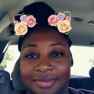 Meet your Posher, Alonda