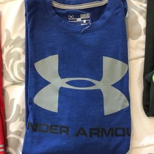 Under armour shirt