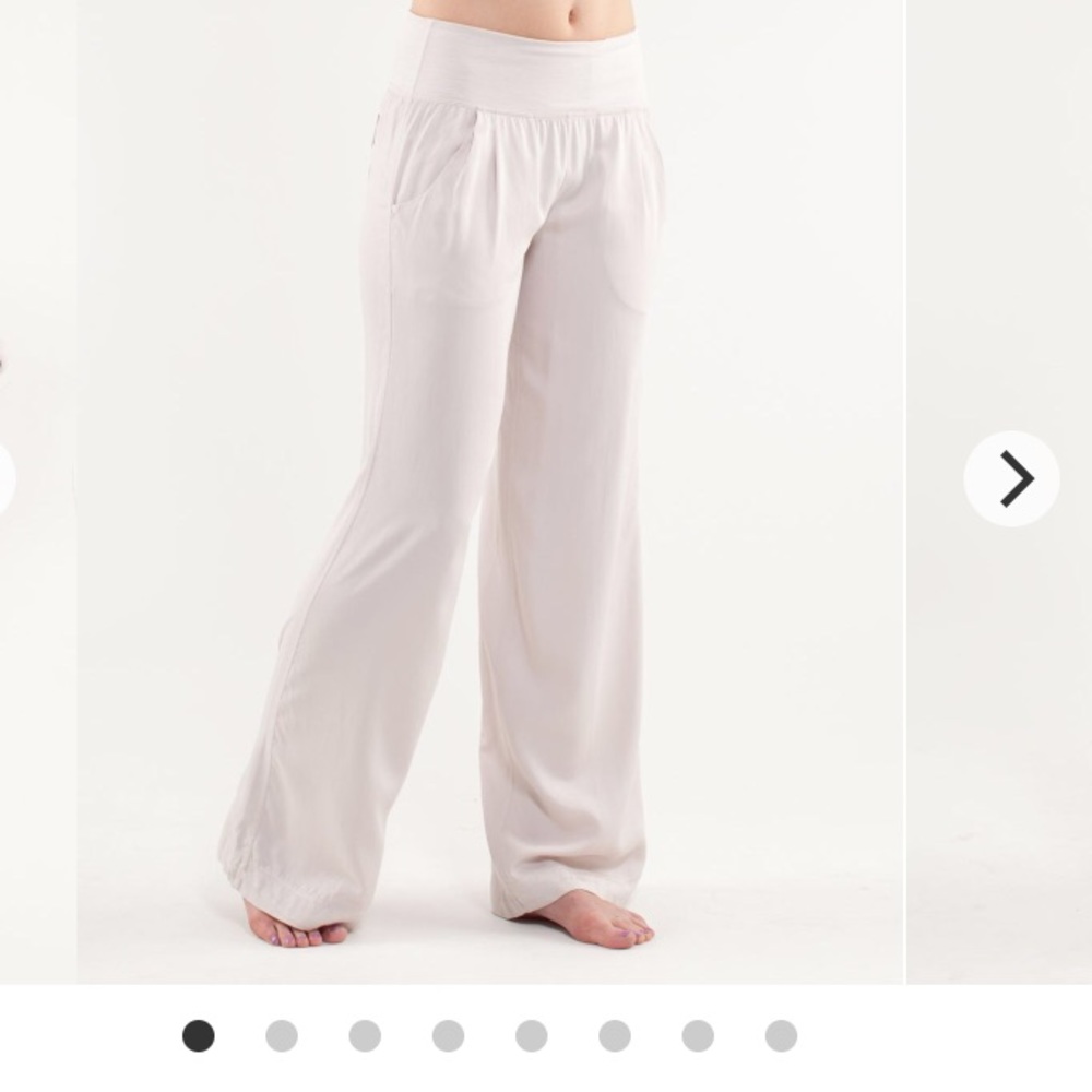 Lululemon Drishti pants size 8 in dune