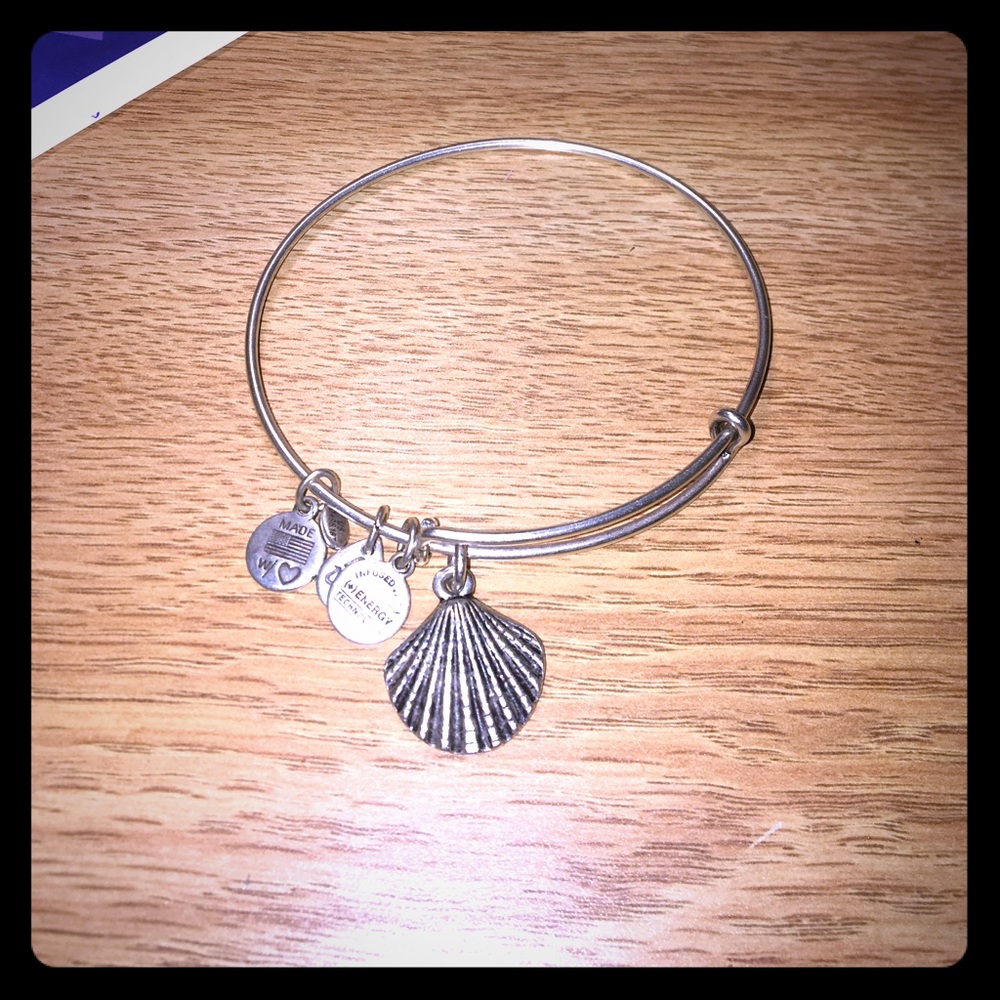 Alex and Ani seashell bangle