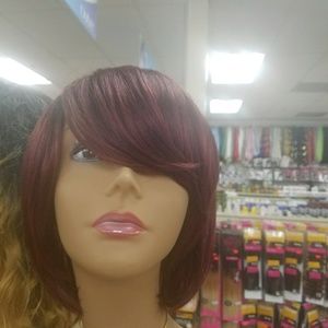 Meet your Posher, Laurinda