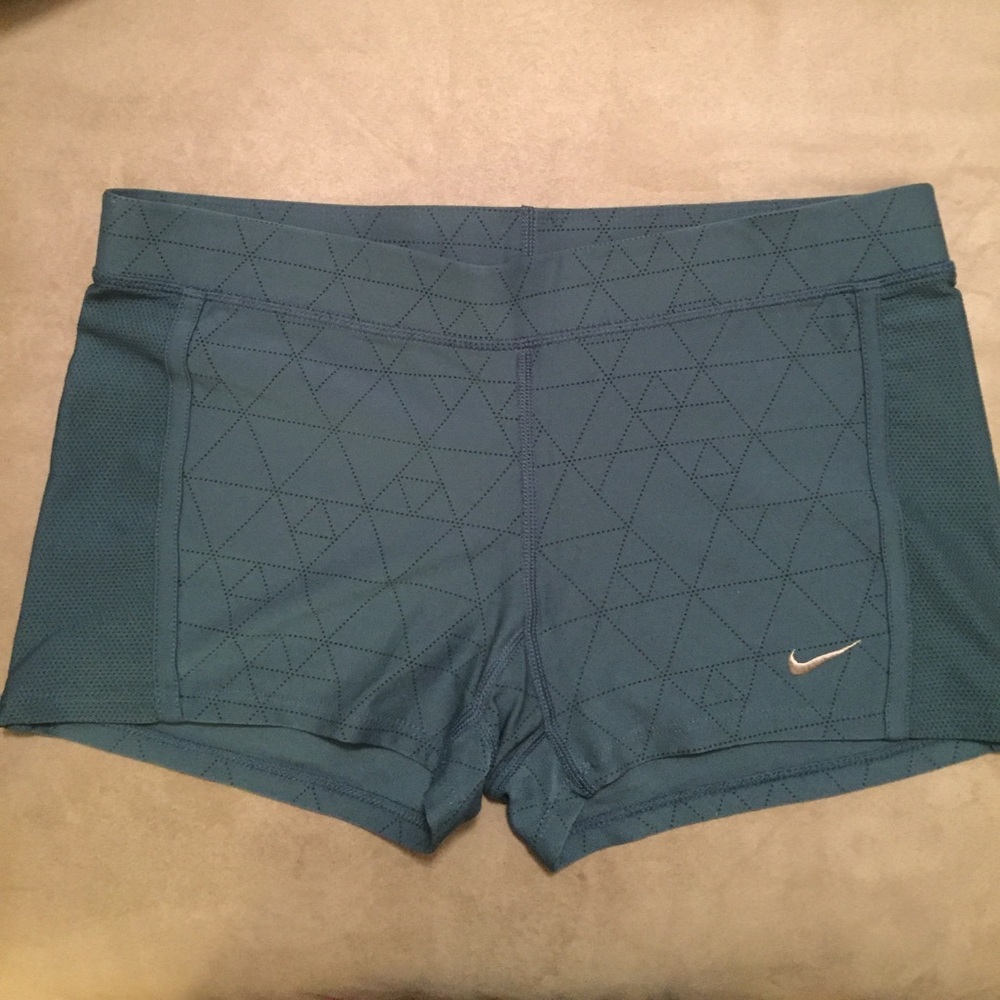 Nike Dri-Fit Tempo Boy Shorts