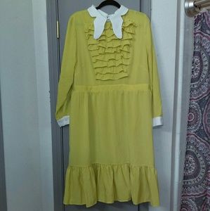 Marigold dress with ruffles like new Marigold dress with ruffles like new