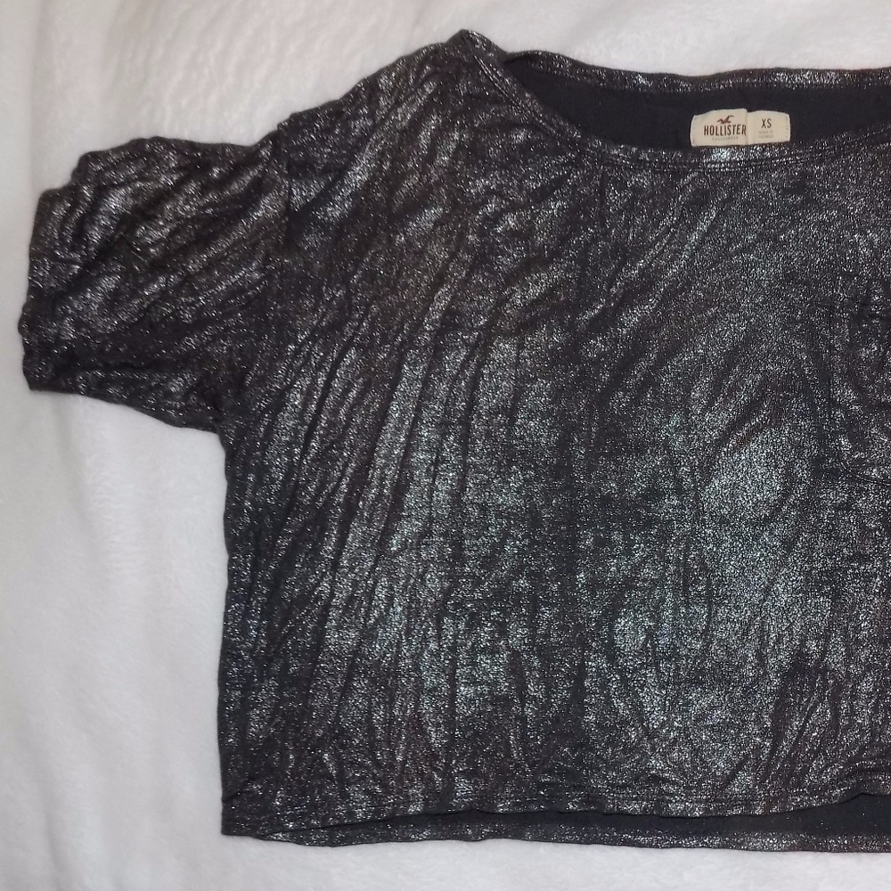 Holographic Hollister