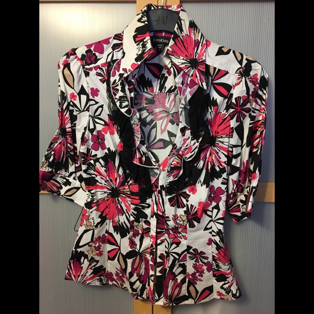 Bebe black, white and pink collared blouse