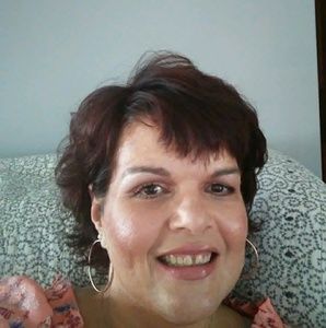 Meet your Posher, Debra