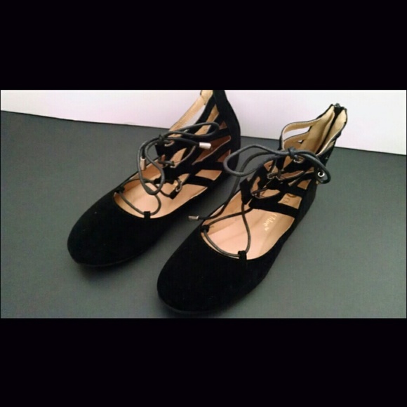 Chase and Chloe Black Bubble Flats - Picture 5 of 7