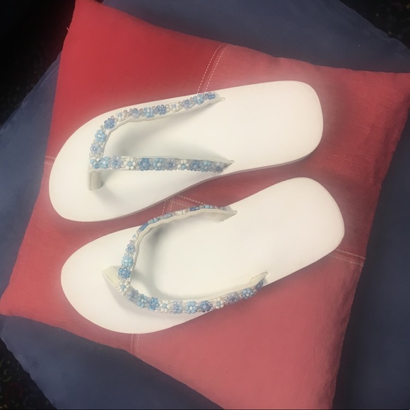 Flip flops - Picture 1 of 3