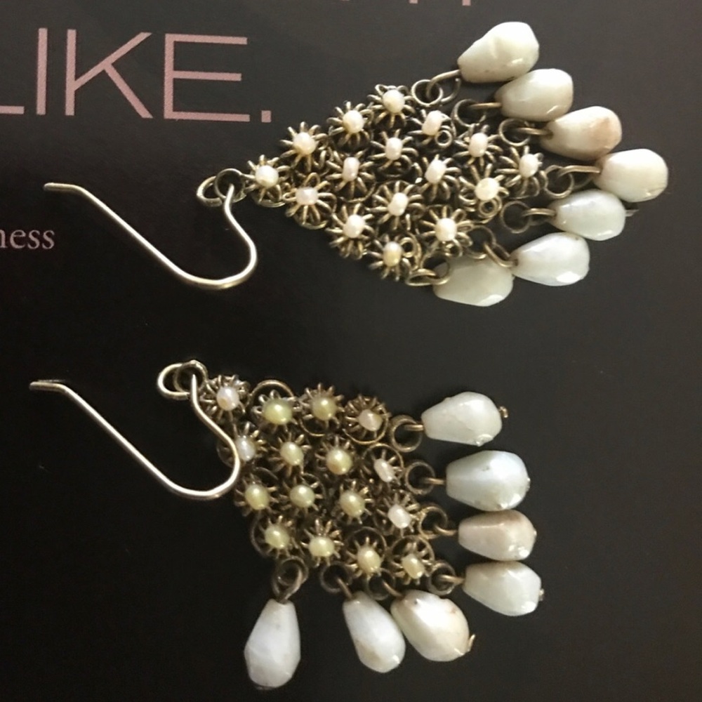 Vintage Earrings White