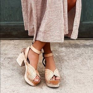SOLD Free People Orion clogs wedge 37