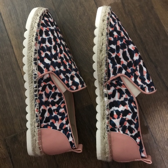 Espadrilles - Picture 2 of 5