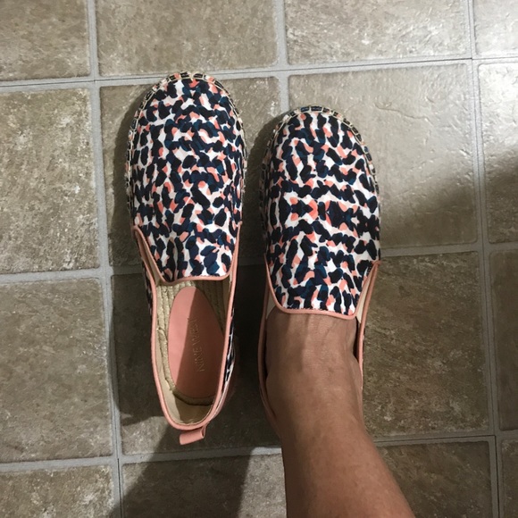 Espadrilles - Picture 1 of 5