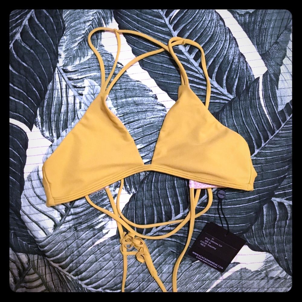 Acacia Okinawa Top