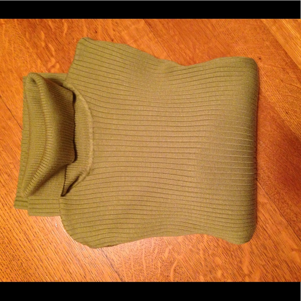 Lane Bryant turtleneck sweater