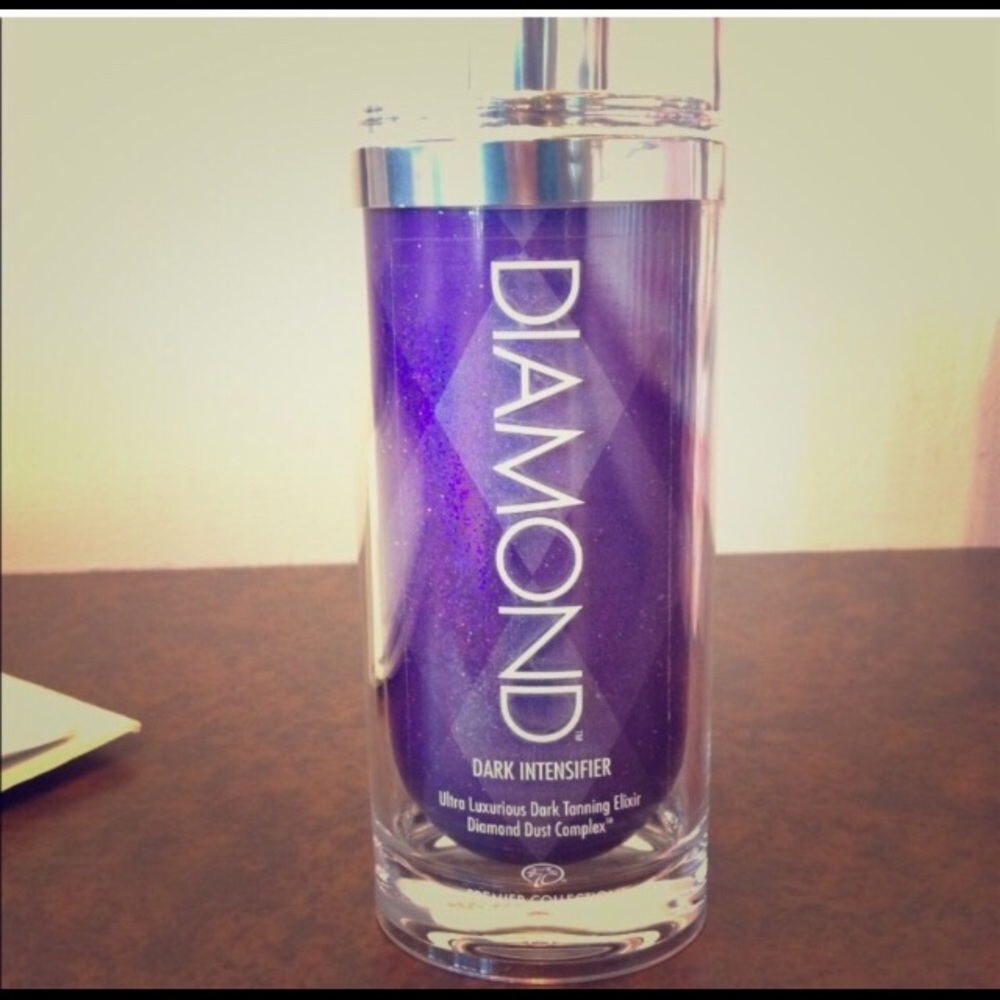 PRICE SLASH DIAMOND INTENSIFIER TANNING LOTION