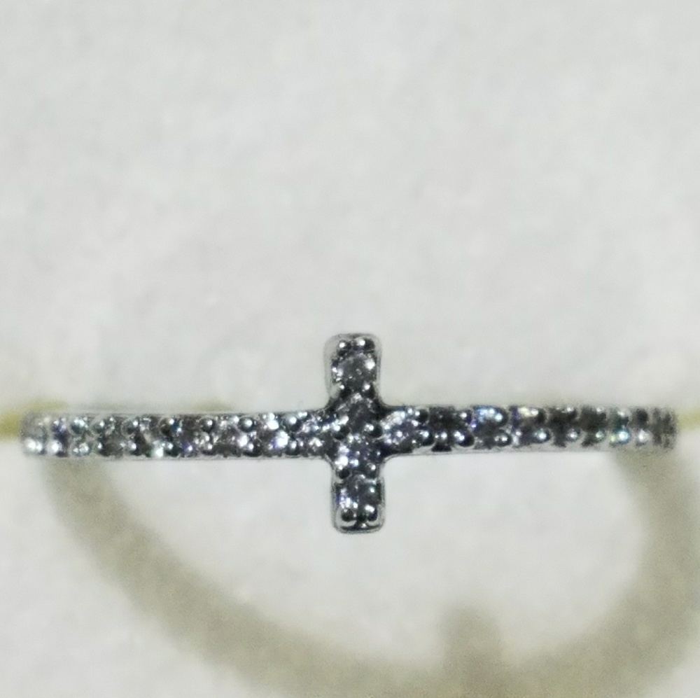 Premier Designs "Adore" ring