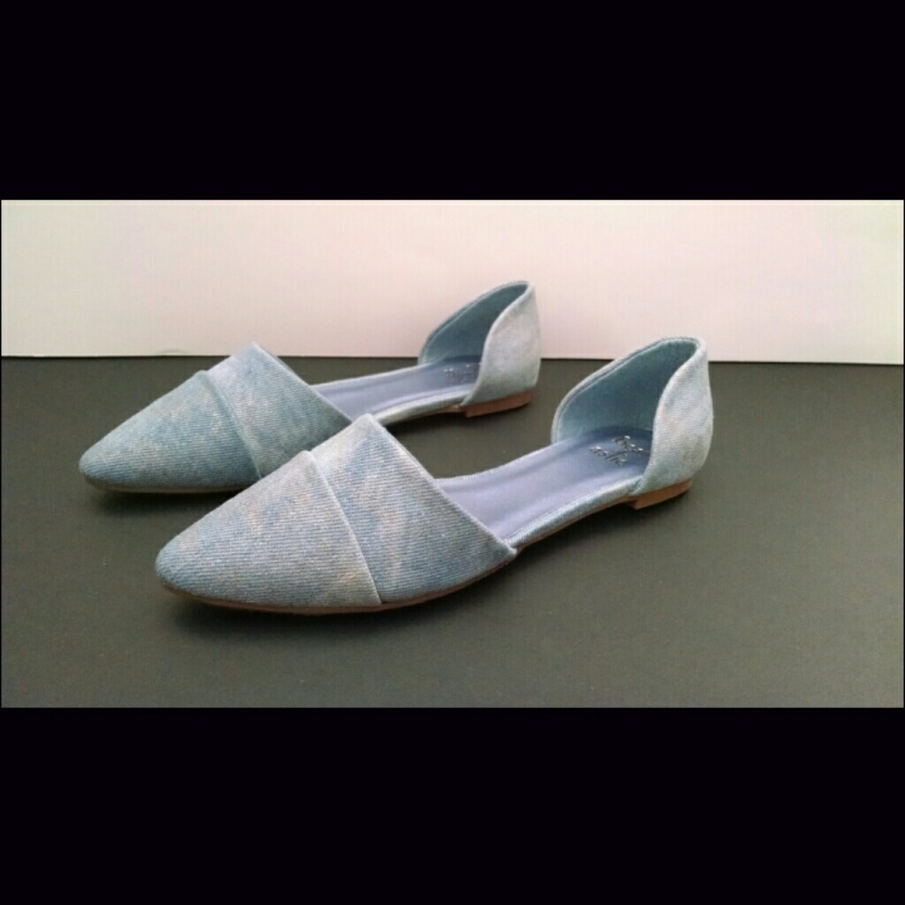 Beau + Ashe Carman Pointed-Toe Flats
