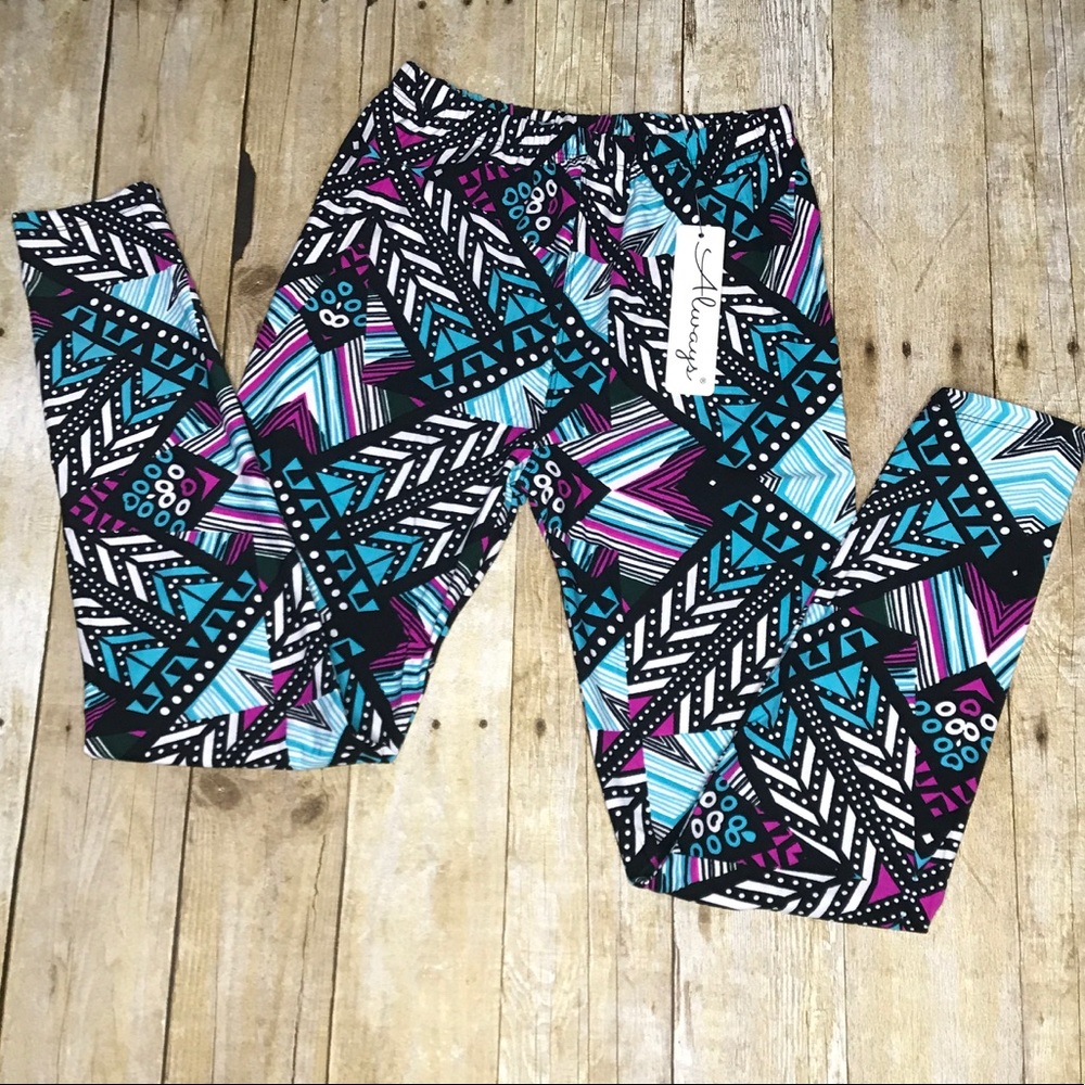 MULTICOLORED (PLUS SIZE) LEGGINGS