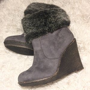 NEW! Zigi Soho Gray Wedge Booties Size 7.5