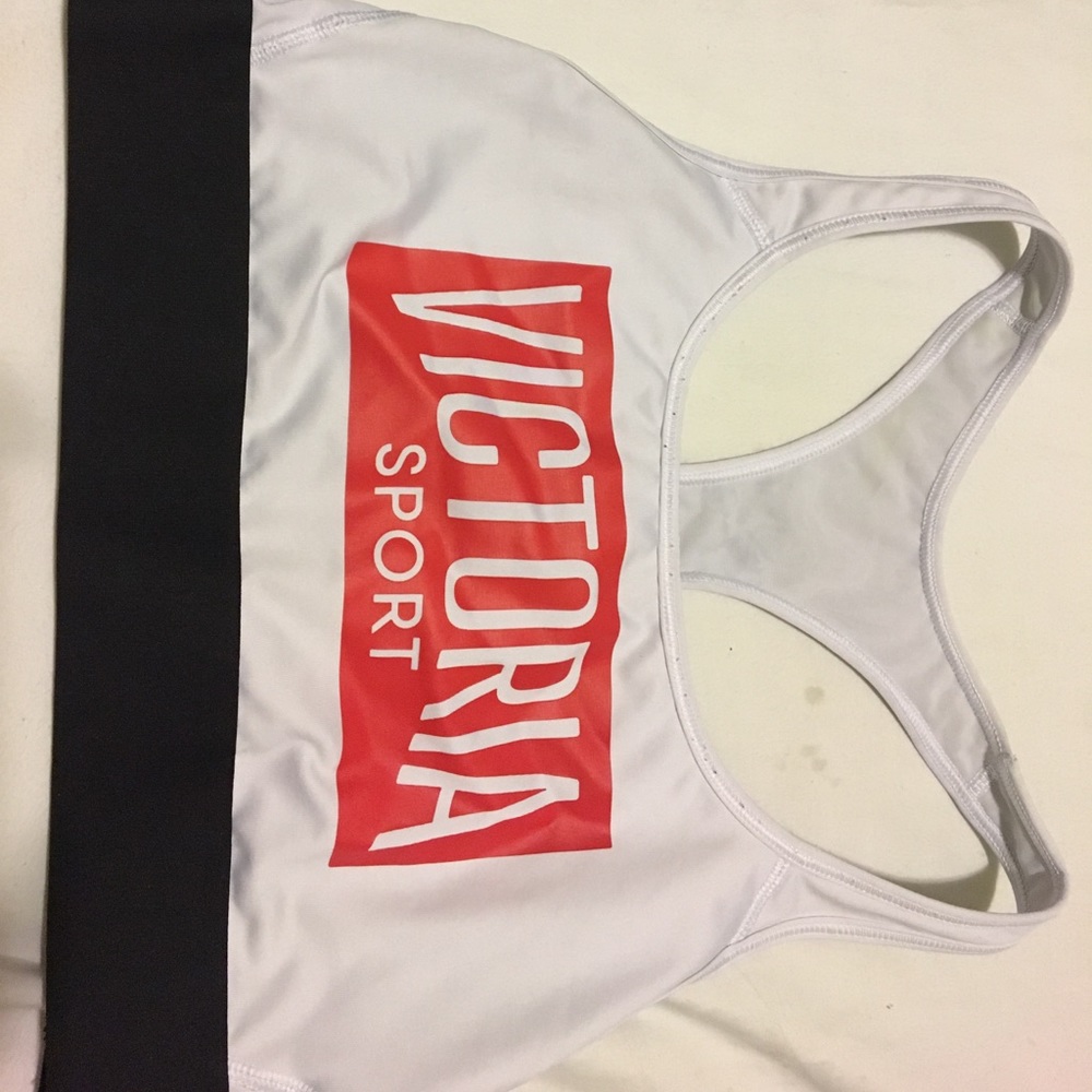 Victoria Sport Sports Bra