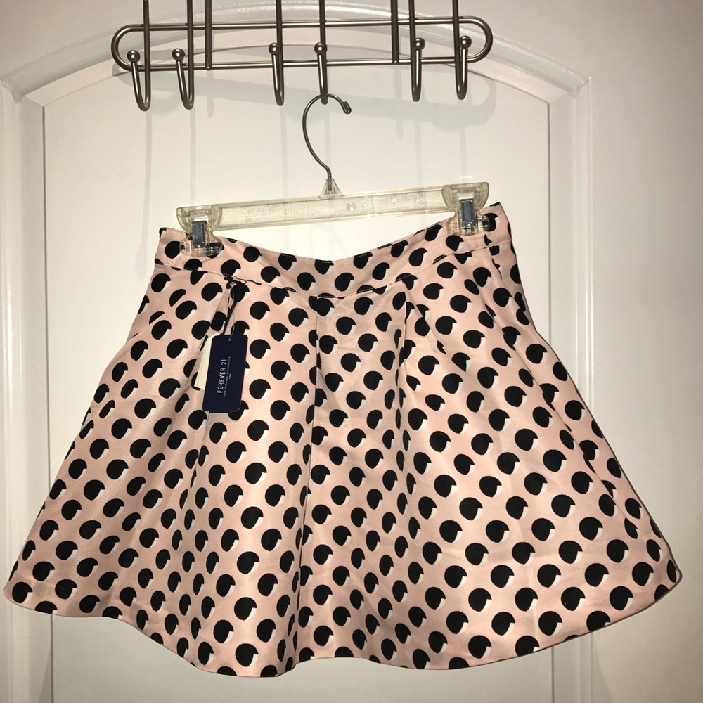 NWT Forever 21 mini skirt - so cute!