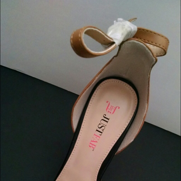 JustFab Caden Wedge - Picture 7 of 8