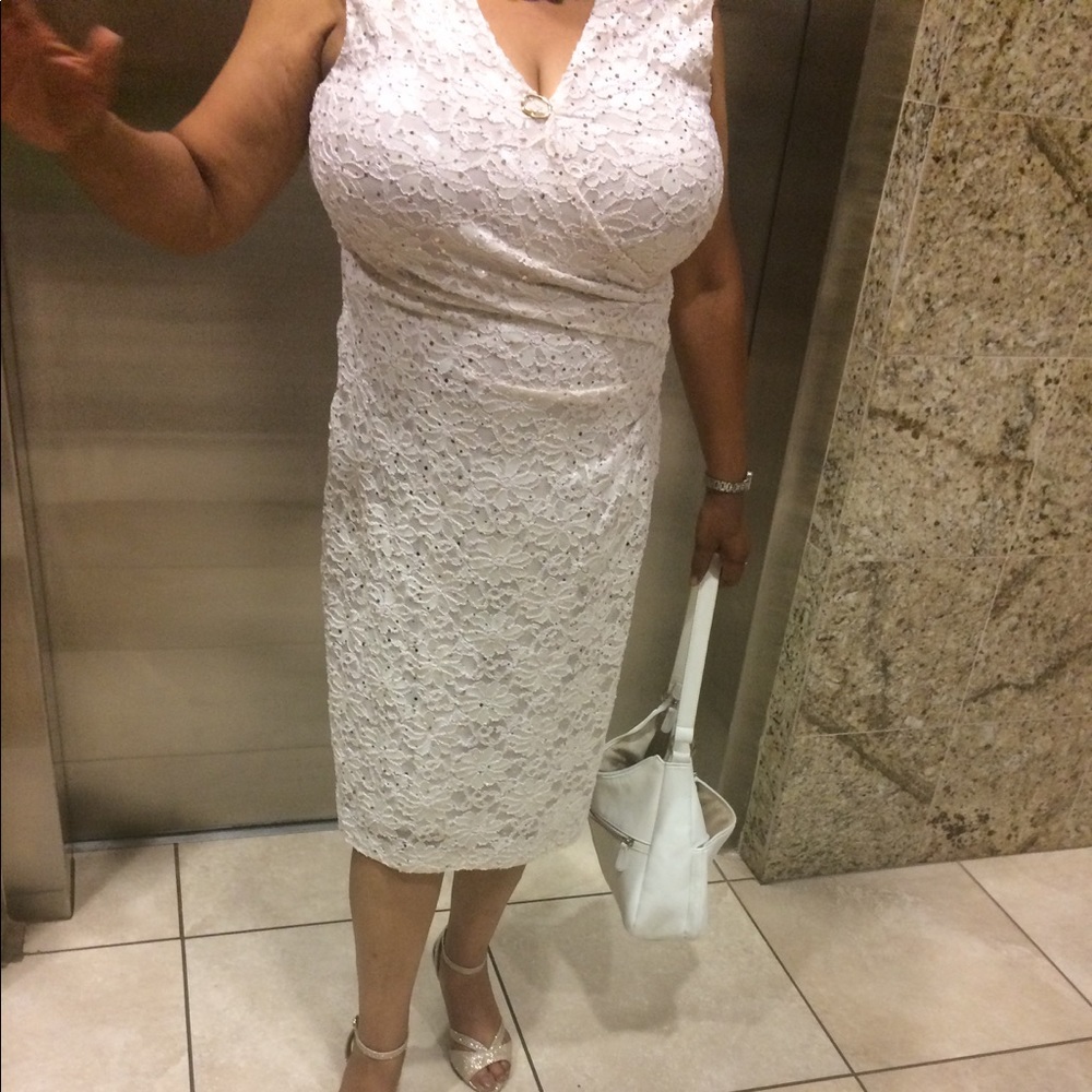 Dress - Picture 2 of 2