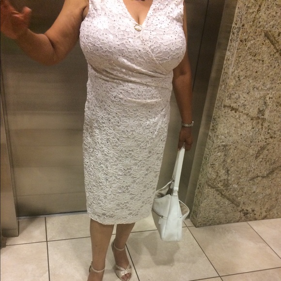 Dress - Picture 2 of 2