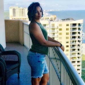 Meet your Posher, Randi nicole