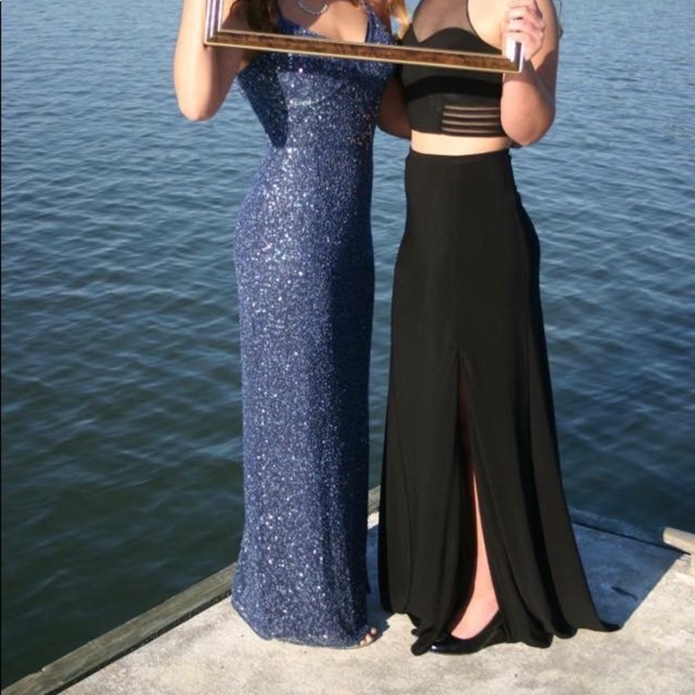 Beautiful solid black dress