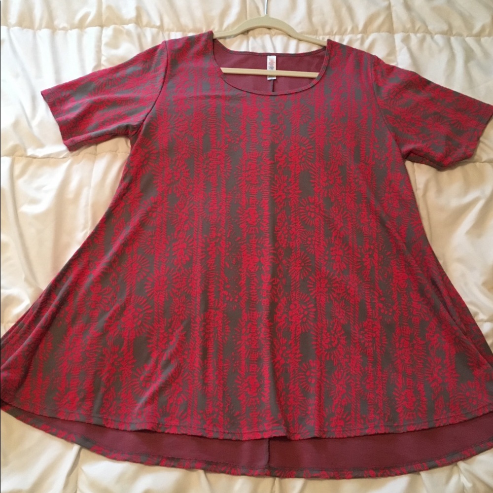 SOLD Lularoe Perfect T