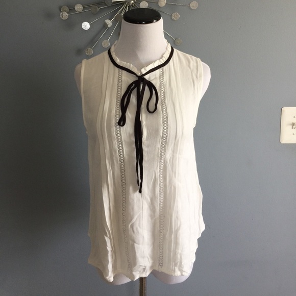 NEW! Button down tie neck top - Picture 3 of 3